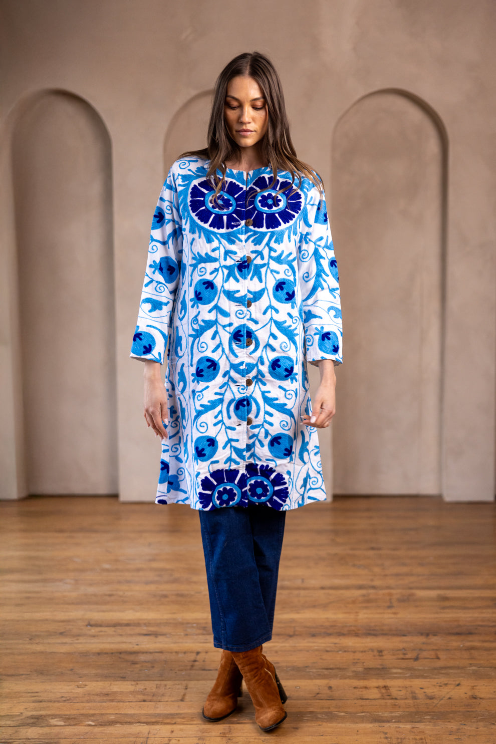 MALIKA COAT - Suzani Embroidery Blue on White