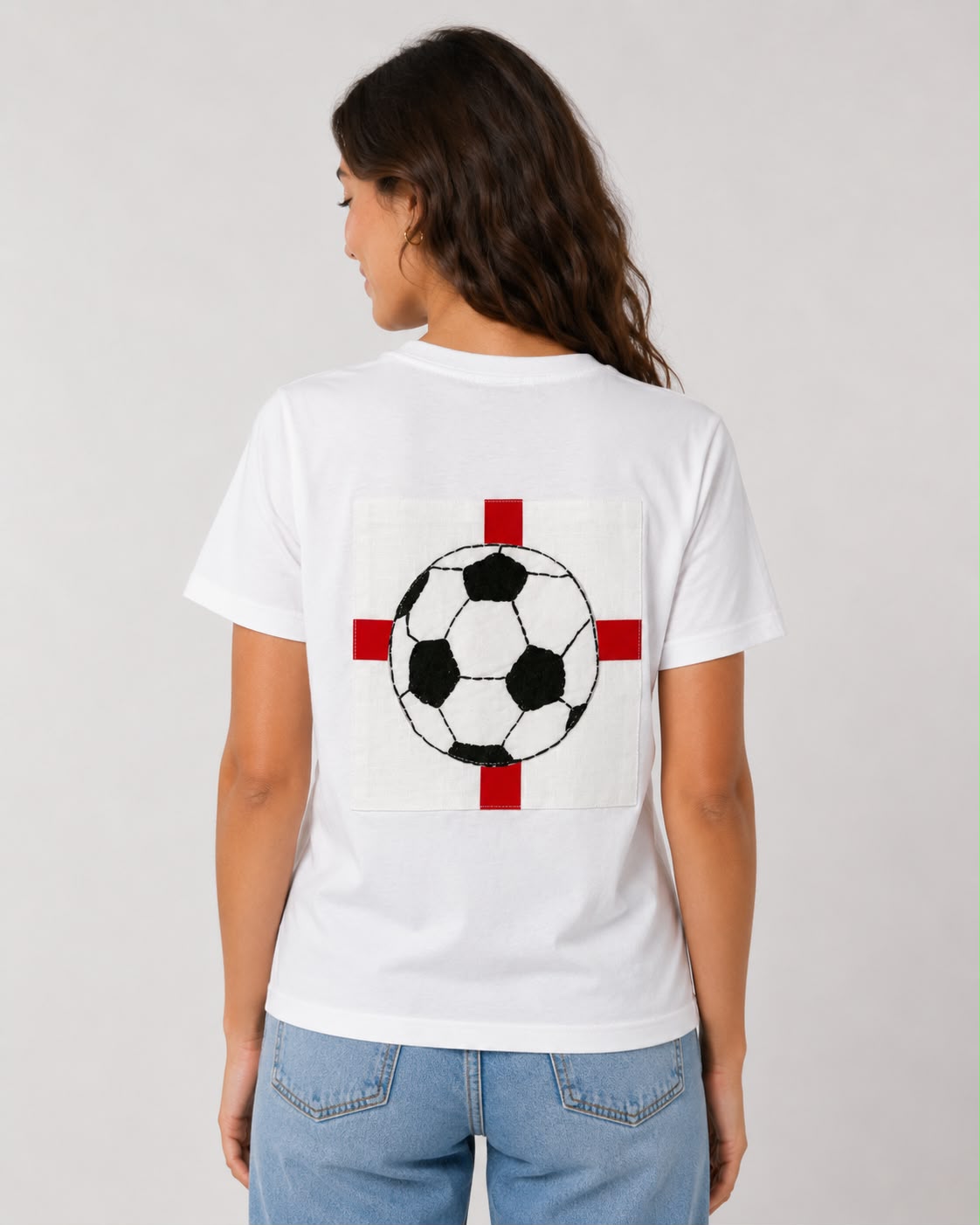 England Flag Soccer Momento Tee - Unisex